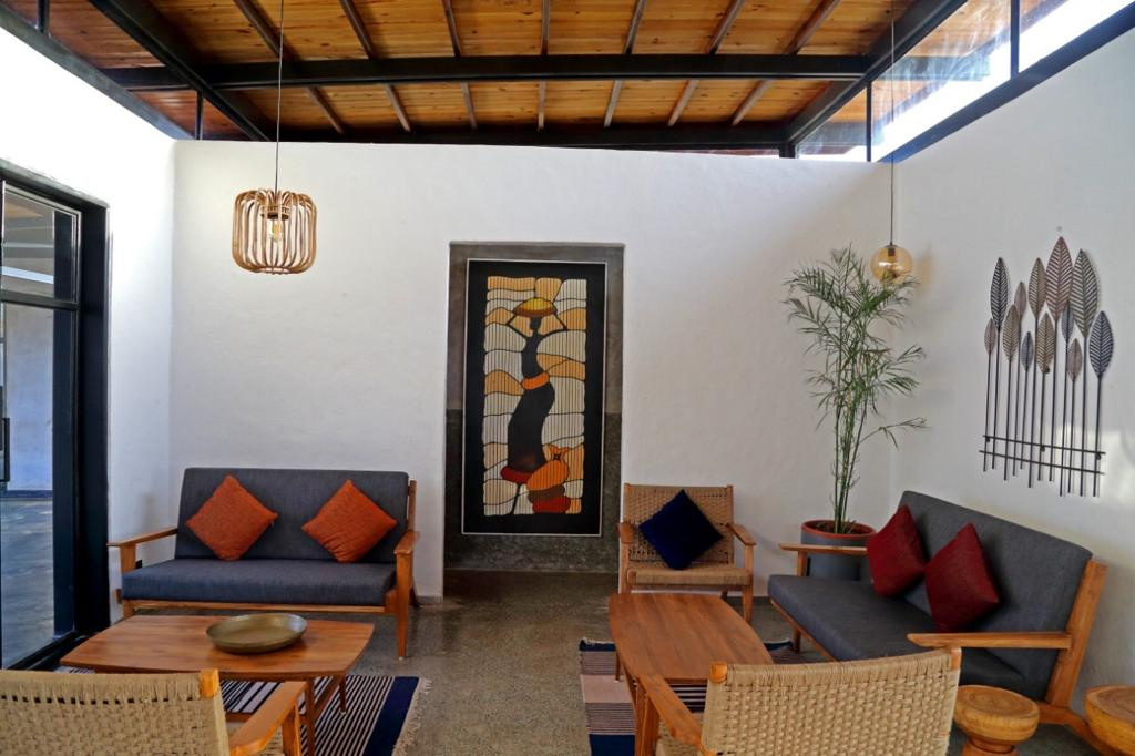 Zira Collection Item